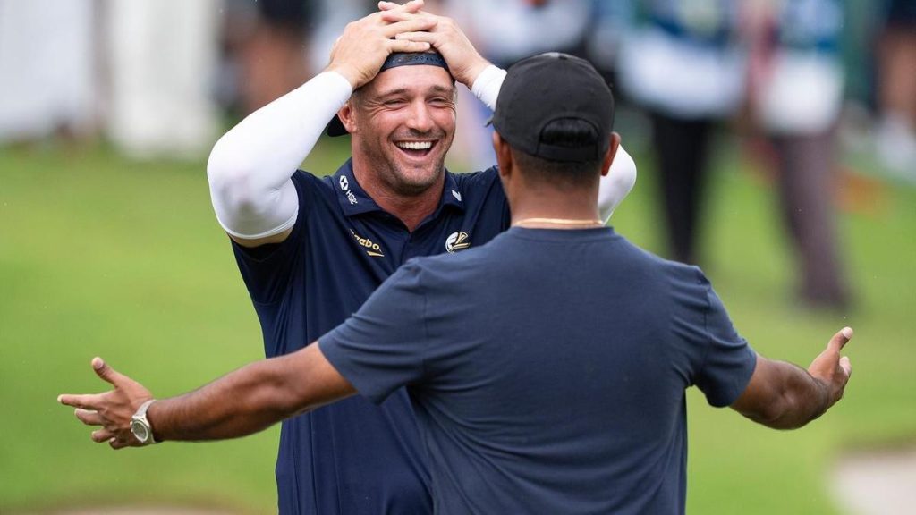 DeChambeau beats LV wildcard Lee in Singapore play-off
