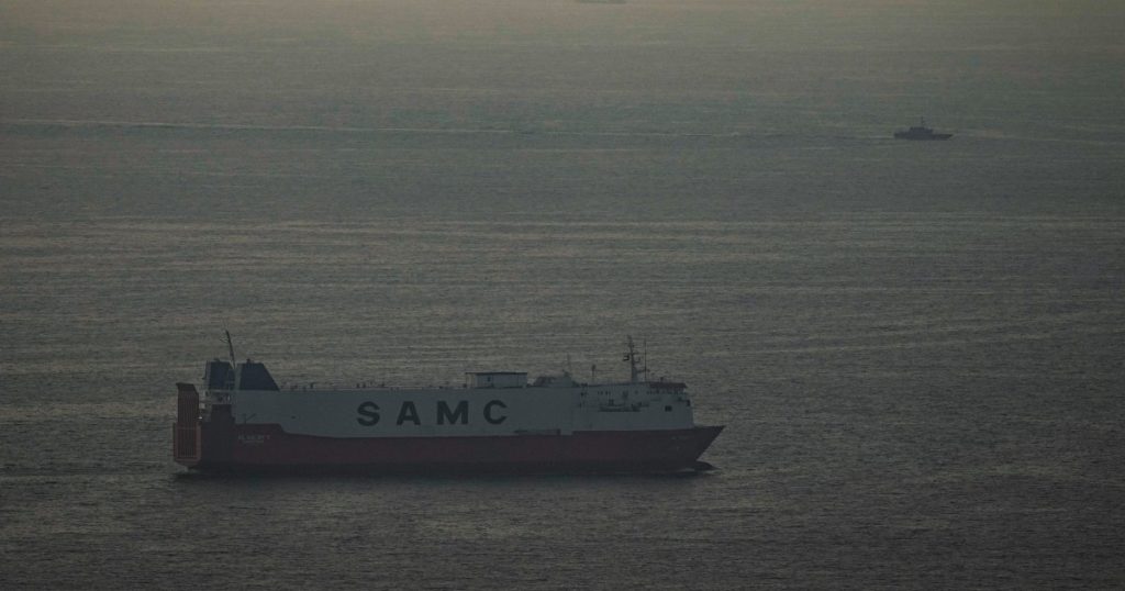 Iran developing a ‘vetting system’ for Strait of Hormuz transit: Report | US-Israel war on Iran News