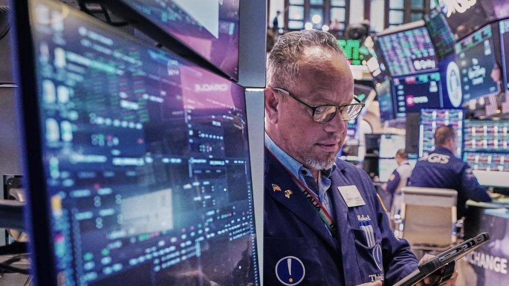 Wall St muted amid Middle East peace deal uncertainty