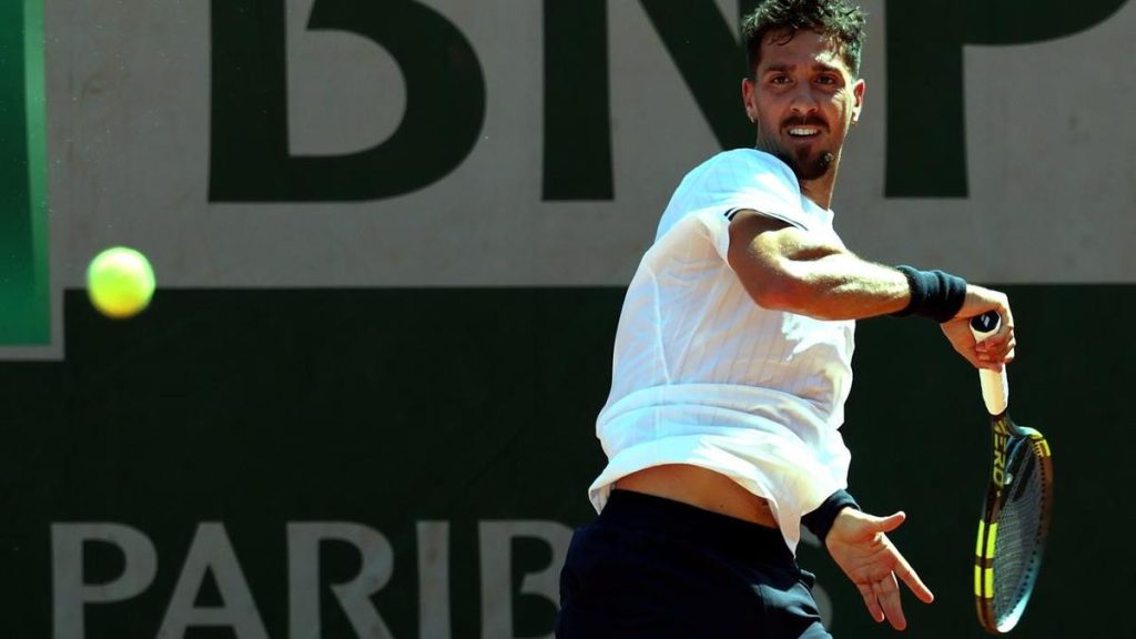 Brave Kokkinakis bid ended by another cruel injury