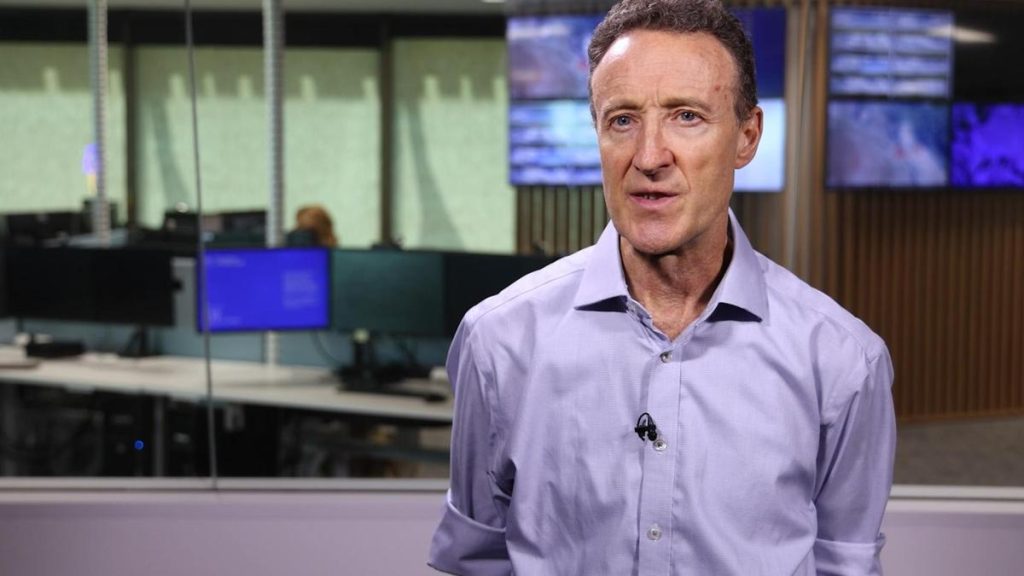 Bureau of Meteorology executive Peter Stone resigns after $96 million website redesign backlash