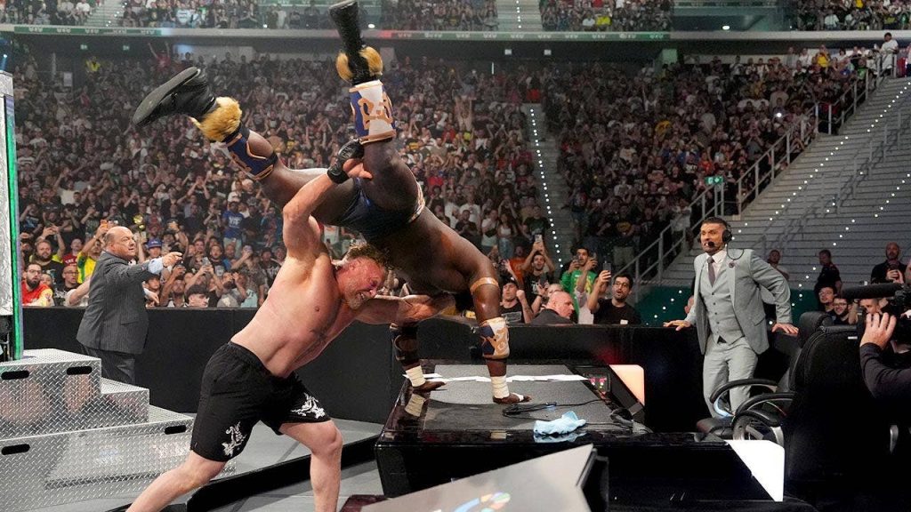 Brock Lesnar hits seven F-5s to beat Oba Femi at WWE Clash in Italy