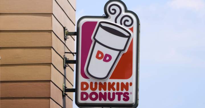 Dunkin’ Donuts coming back to Canada with hundreds of locations – National