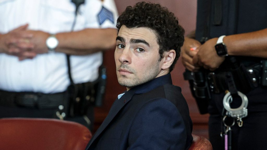 Luigi Mangione withdraws psychiatric defense in UnitedHealthcare murder case