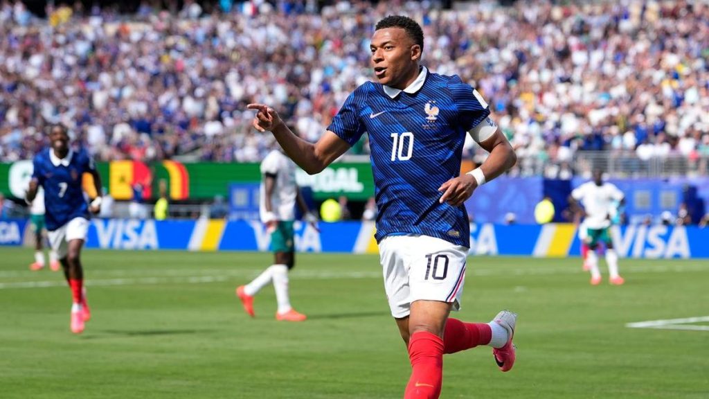 France sizzle in second half to see off Senegal