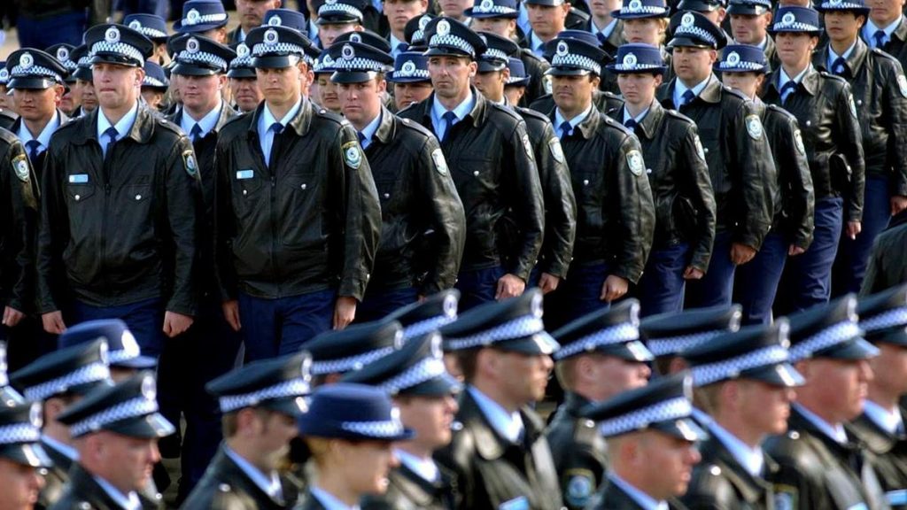 Police force commits to tackling harmful work behaviour
