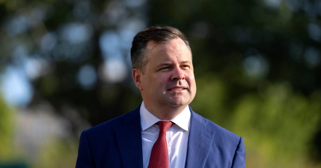 Trump names controversial housing official Bill Pulte as acting director of national intelligence