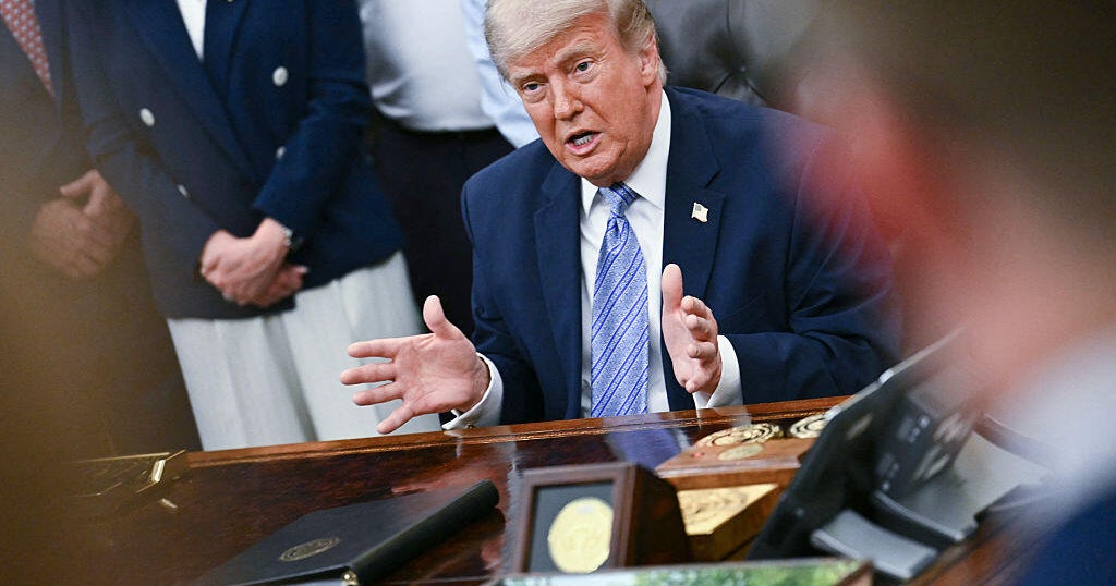 Trump signs AI executive order to give government early look at new models