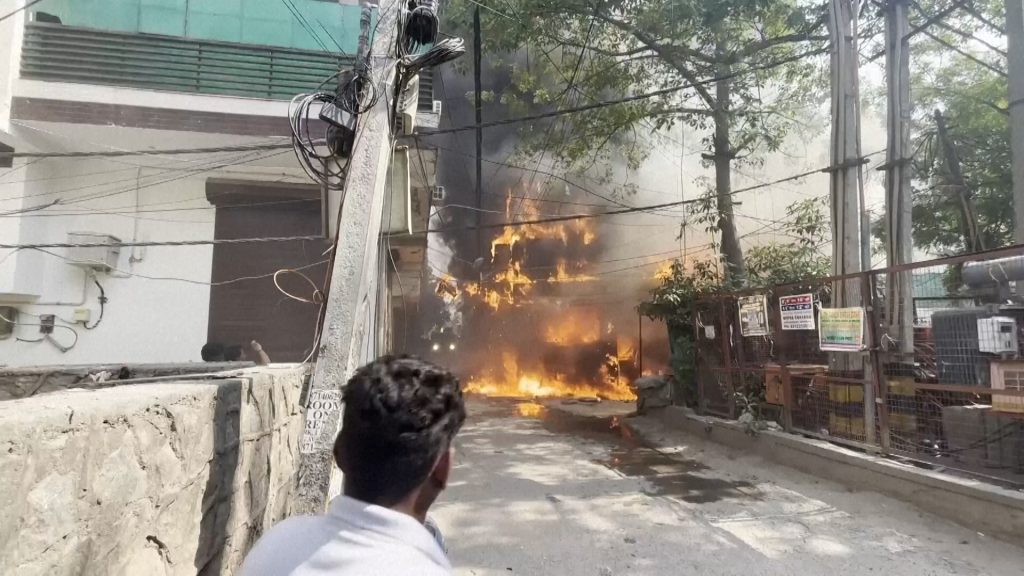 Deadly fire rips through New Delhi hotel | Newsfeed