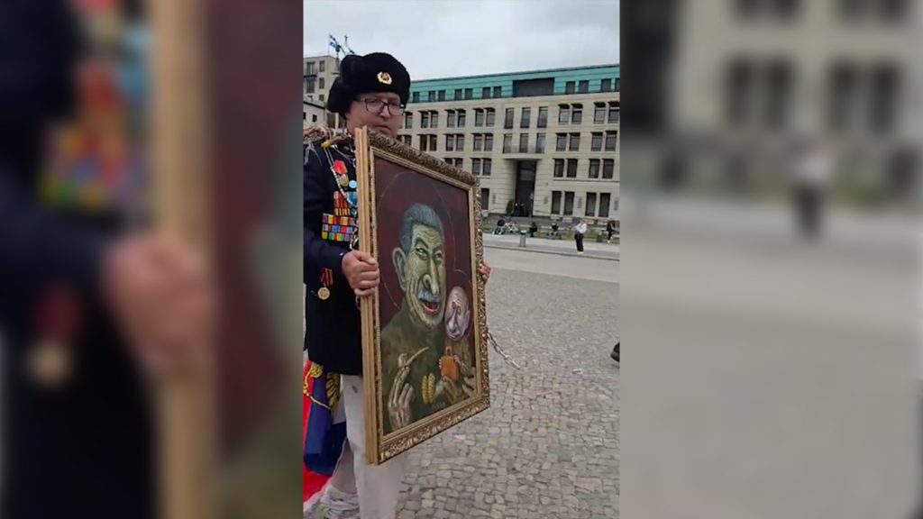 Russian artist and outspoken Putin critic shot dead days after protest | Protests