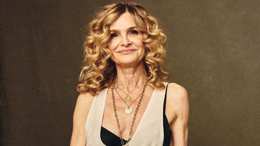 Kyra Sedgwick reveals ancestor signed the Declaration of Independence