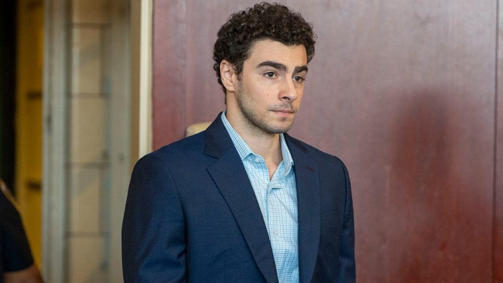 Luigi Mangione to use psychiatric defense in UnitedHealthcare murder trial