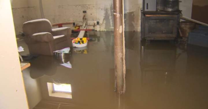 Kinew visits flooded Manitoba communities, promises additional help – Winnipeg