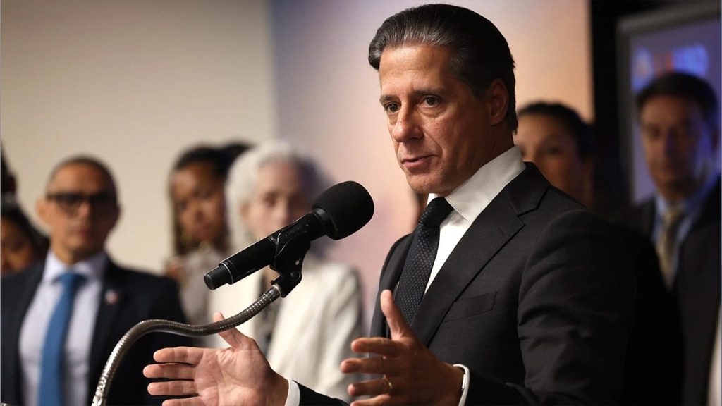 Embattled LA schools boss resigns amid FBI probe