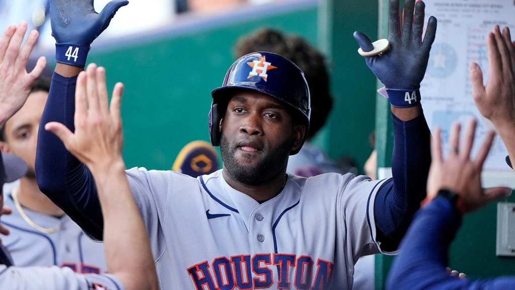 Astros’ Yordan Alvarez hits home run and grand slam in historic inning vs Royals
