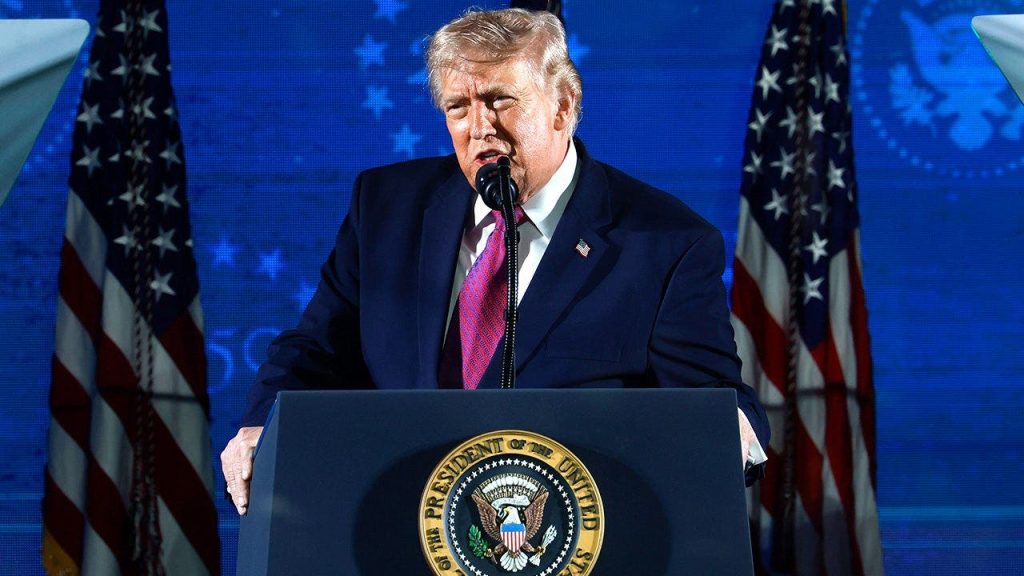 Trump delivers America 250 speech after lightning delay on the Mall
