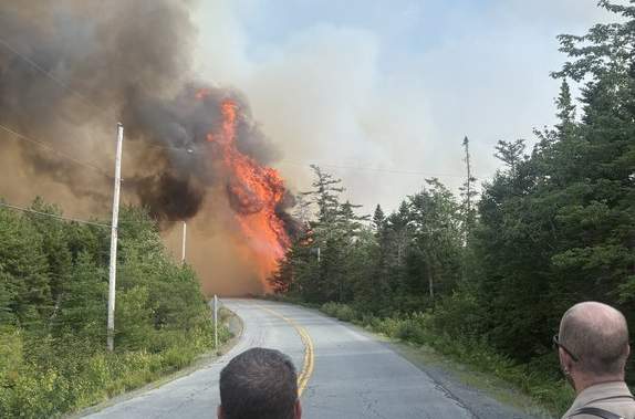 N.S. crews continue battling out-of-control wildfire northeast of Halifax – Halifax
