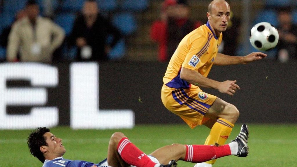 Romania mourning drowning death of former midfielder