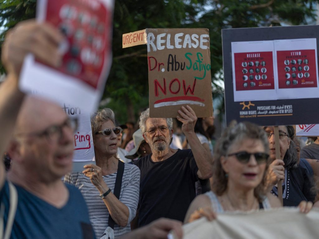 UN inquiry urges release of Palestinian doctor jailed by Israel | Gaza News