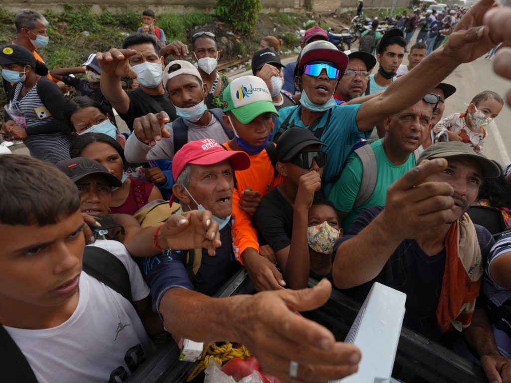 In Pictures: Hunger, despair as Venezuela quake death toll rises | Earthquakes News
