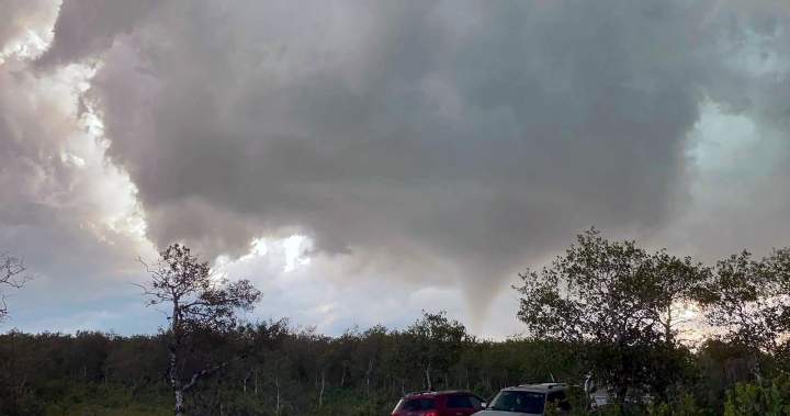 More tornadoes recorded in Canada’s Prairies amid humid heat wave