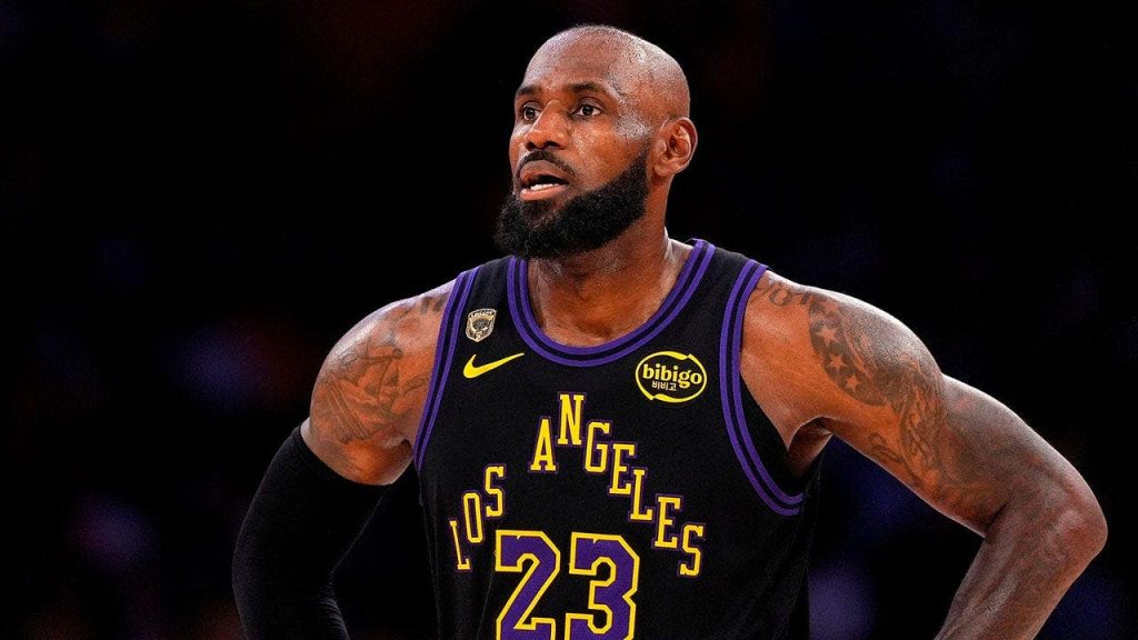 LeBron James urged to sign with the 76ers for a ring this offseason