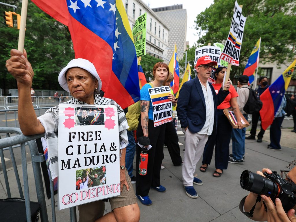 US judge sets 2027 trial date for Venezuela’s Maduro and wife | Nicolas Maduro News