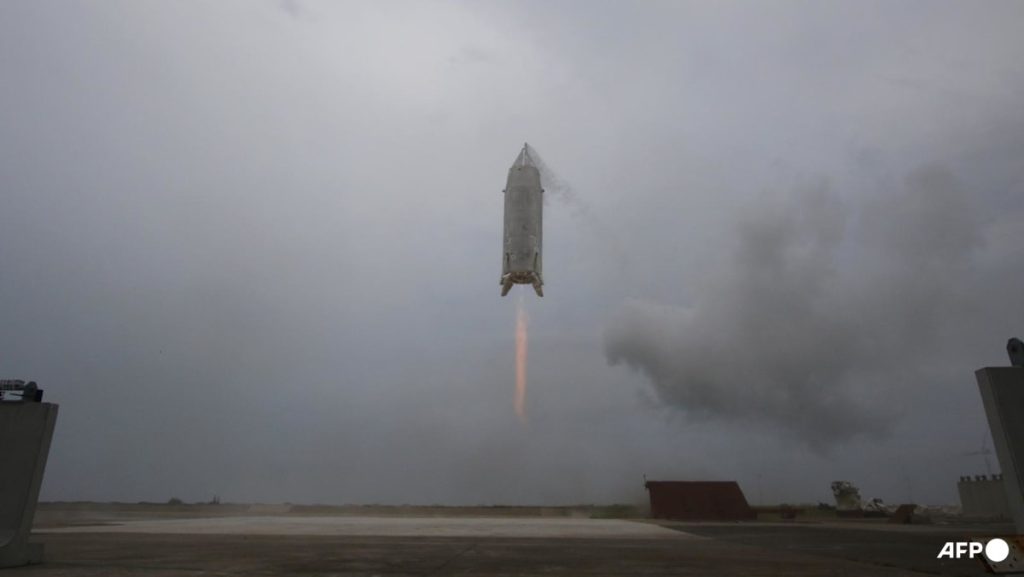Japan successfully launches, lands reusable rocket