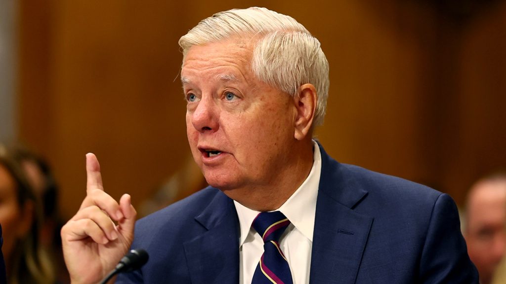 Lindsey Graham dies at 71 as Trump calls him a true American patriot