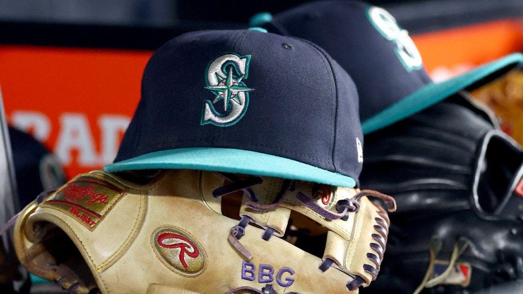 Viral raccoon Jimothy gets his own MLB theme night as Seattle Mariners embrace the trend