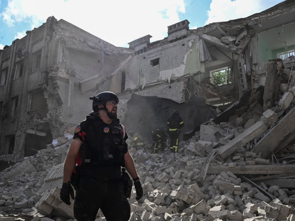 Russian attacks kill four as Ukraine continues to target oil infrastructure | Russia-Ukraine war News