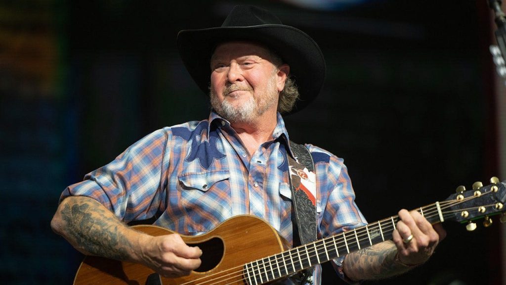 Tracy Lawrence says California gas prices make shows unprofitable