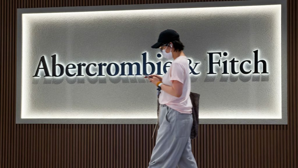 Stocks making the biggest moves midday: META, ANF, ZM, INTU