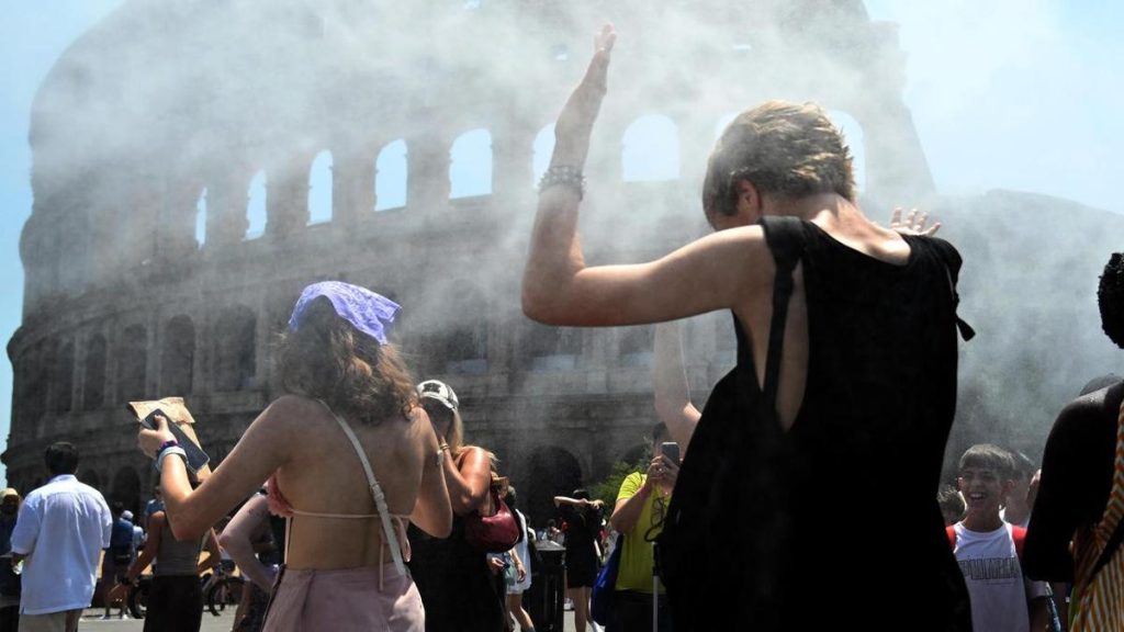 Europe heatwave puts Italian cities on red alert