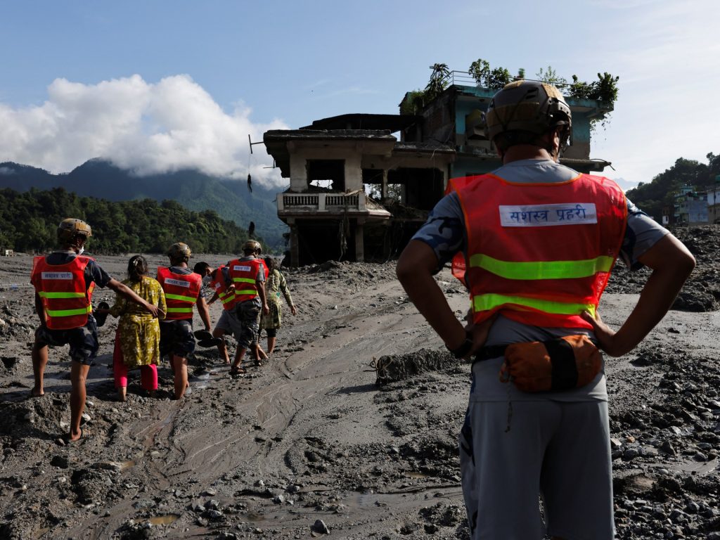 Death toll from Nepal-Tibet flood passes 470 as barrier lake threatens | Climate Crisis News