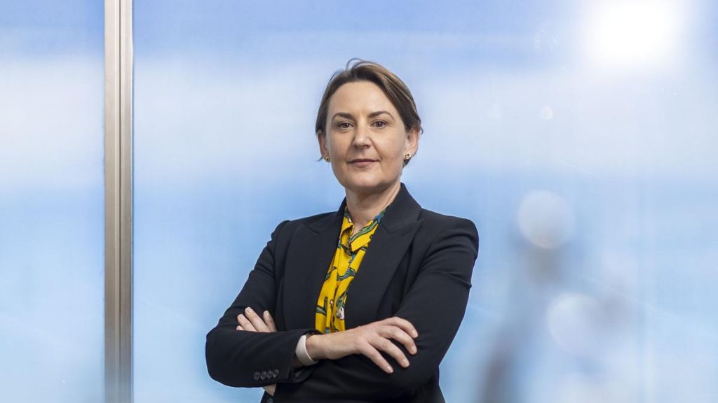 WA power prices: Energy Policy WA mulls plan to give renewables projects a floor price for electricity