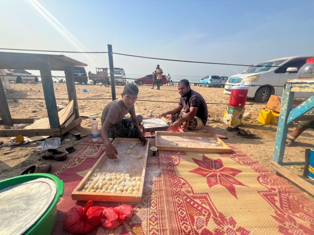 The yearly mild weather spell that brings Yemen’s coast back to life | Features News