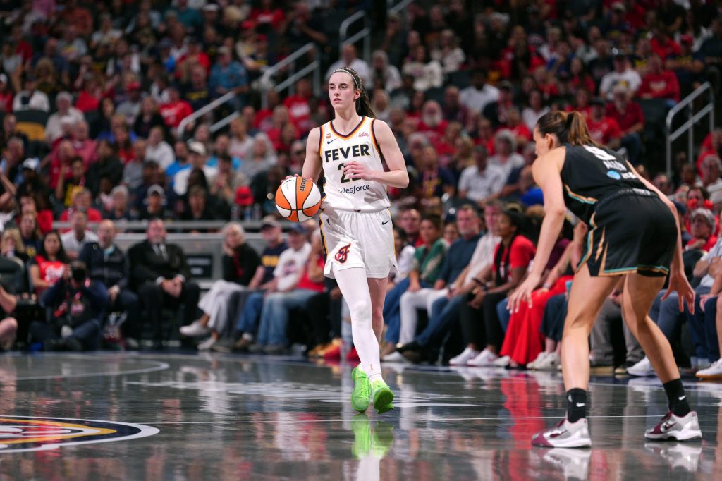 Caitlin Clark, Kelsey Mitchell power Fever past Liberty, lift Indiana atop Eastern Conference