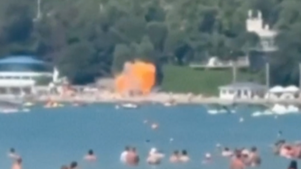 Drone slams into Russian beach, killing at least 7 people | Russia-Ukraine war