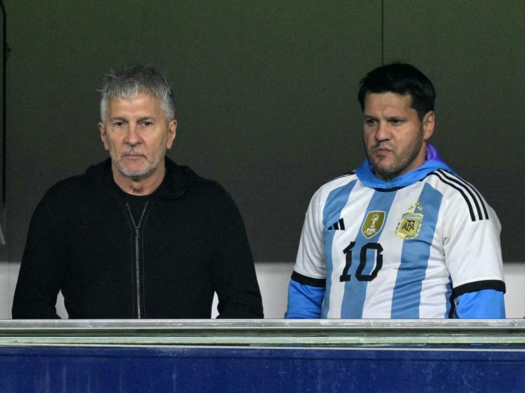 Lionel Messi’s father dies aged 68 after a long illness | Football News