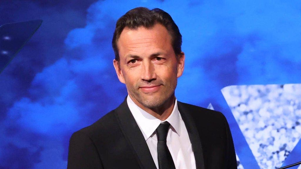 ‘Melrose Place’ star Andrew Shue says 70% have lost faith in American Dream