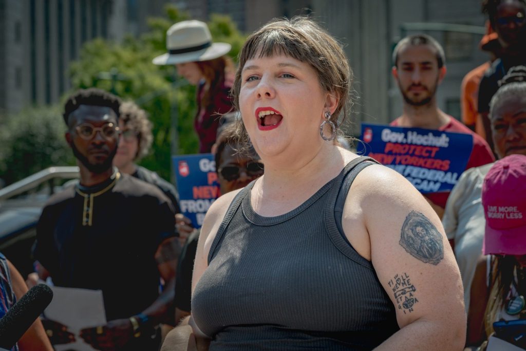 NYPD, ex-prosecutor slam NY lawmaker over broken windows policing