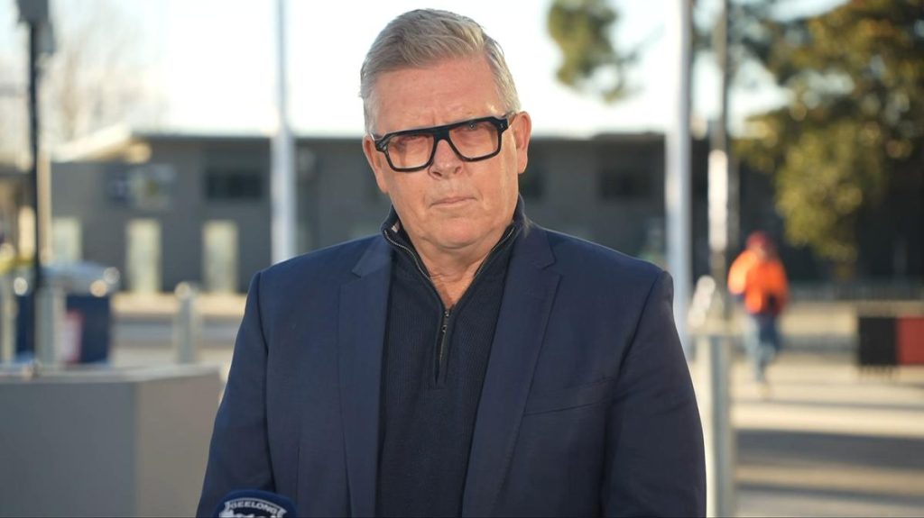 Geelong CEO Steve Hocking fires shot at Tasmania after Nigel Lappin poached by Devils