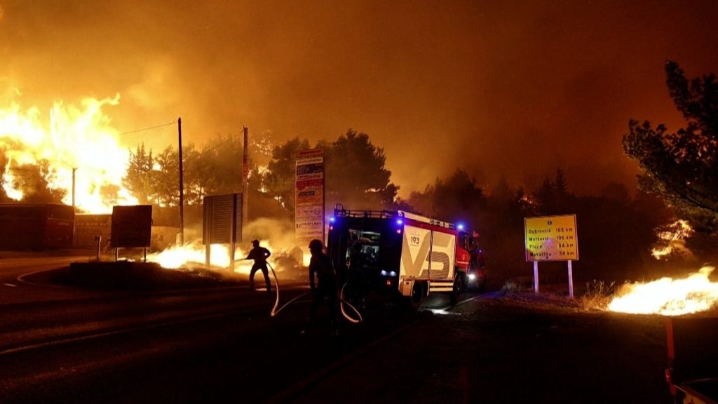 One killed, dozens injured after wildfire hits Croatian coast | Climate