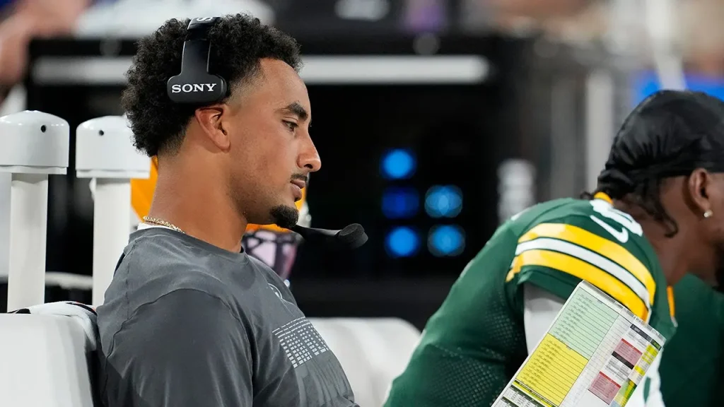 Packers’ Jordan Love calls offensive plays in the second half of preseason game, sparks late comeback