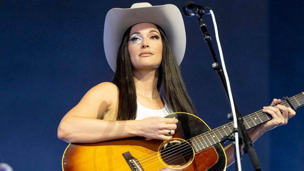 Kacey Musgraves faces backlash for asking fans to donate to Young Center