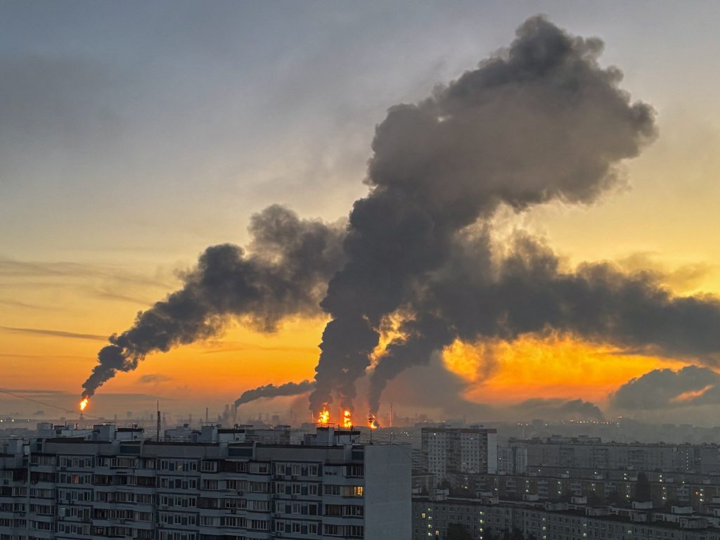 Mass Ukrainian drone attack on Moscow kills two, Russia says | Drone Strikes News