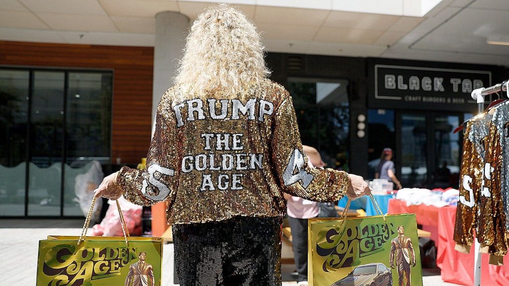 Trump headlines first GOP midterm convention to boost base turnout