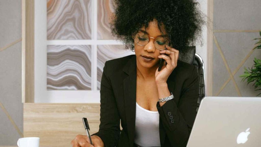 Think you’re too smart to fall for a scam? These tricks can fool almost anyone