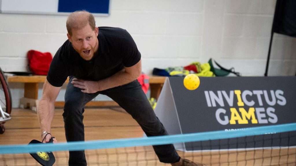 Harry plays pickleball with kids amid uncle book storm